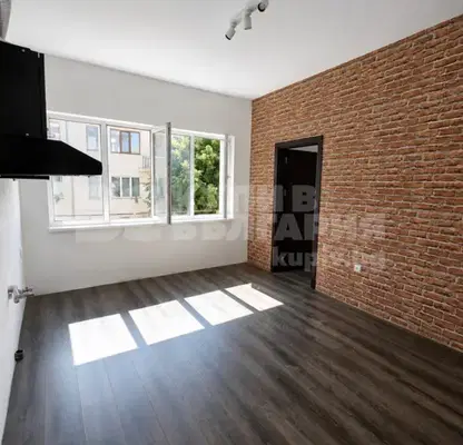 Photo 2 — 4-bedroom apartment in Varna, Centyr