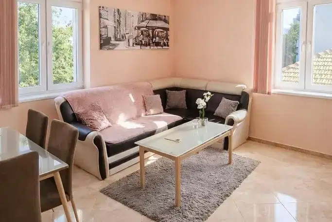 Two-room apartment in Center, Varna with terrace