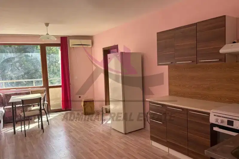 Two-room apartment in the centre of Varna with terrace