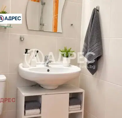 Снимка 4 — Двустаен апартамент с две тераси в Центъра на Варна