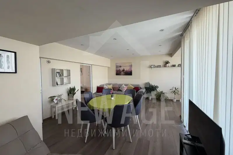 Three-room apartment with terrace in the Center of Varna