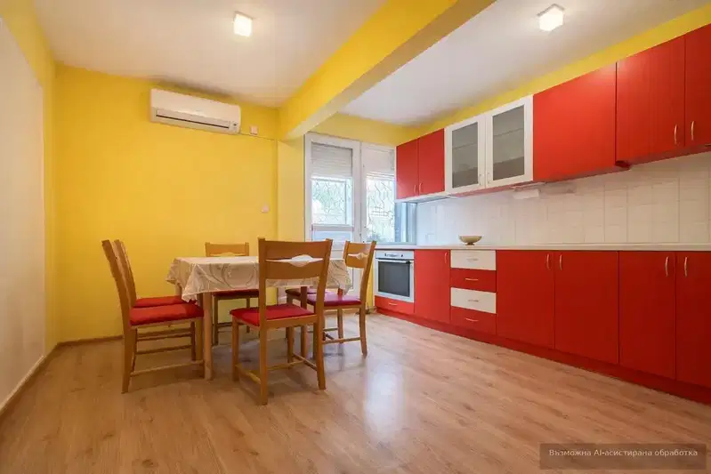 Three-room apartment in Center, Varna on ground floor