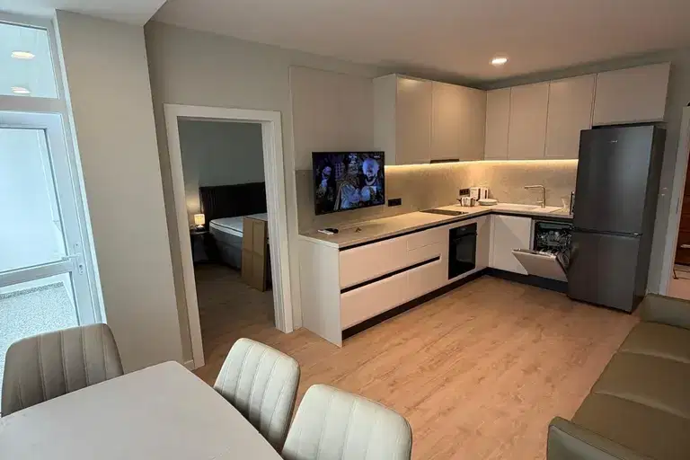 3-bedroom apartment in Varna, Centyr