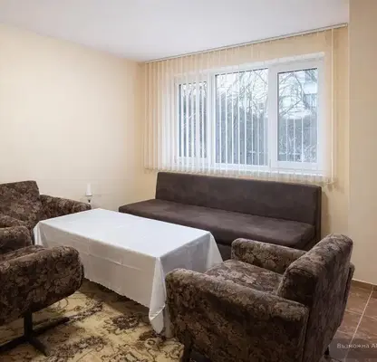 Photo 2 — Three-room apartment with two terraces in Center, Varna