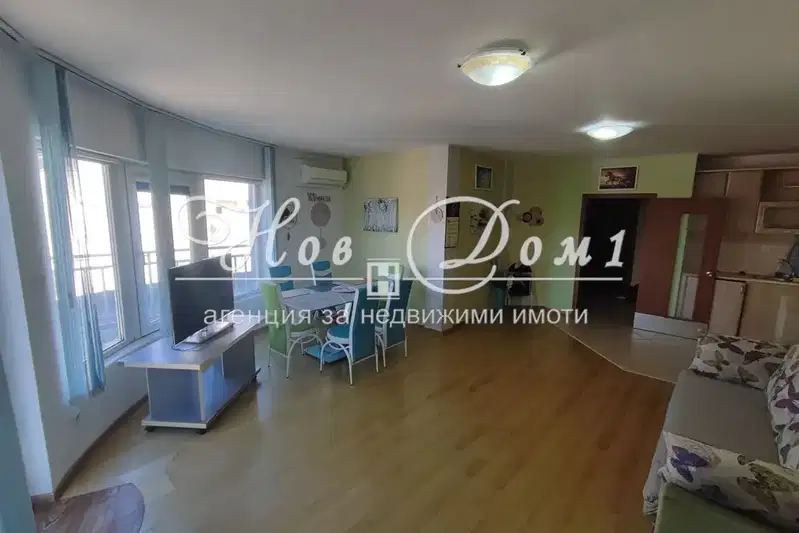 4-bedroom apartment in Varna, Centyr