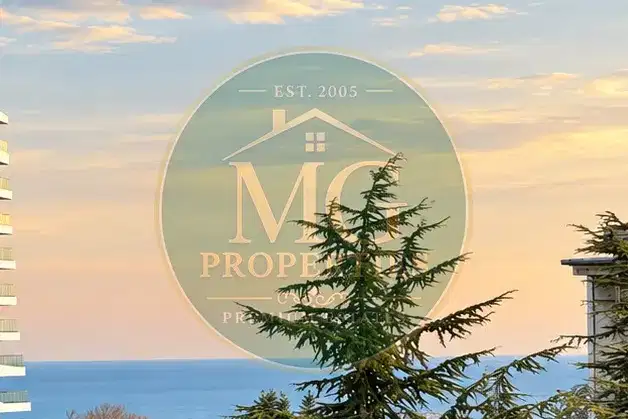 Four-room apartment with three terraces in Chaika, Varna