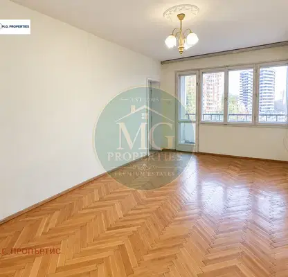 Photo 3 — Four-room apartment with three terraces in Chaika, Varna