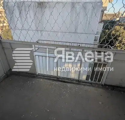 Снимка 5 — Тристаен апартамент в Чаталджа с тераса и асансьор