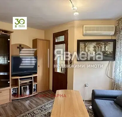Photo 5 — 2-bedroom apartment in Varna, Chataldja
