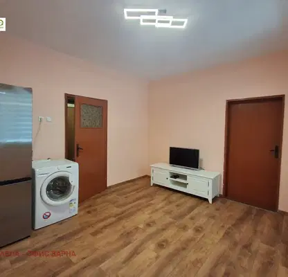 Photo 2 — Three-room apartment with terrace in Chataldzha, Varna