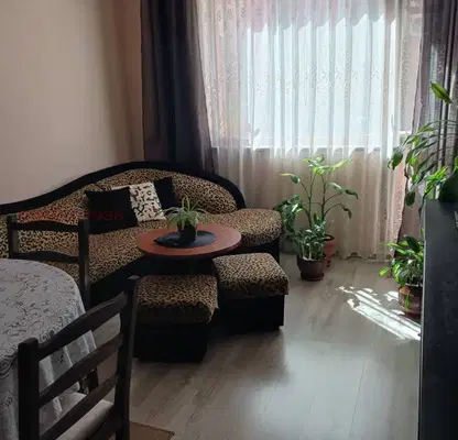 Снимка 2 — Двустаен апартамент с голяма тераса в Галата, Варна