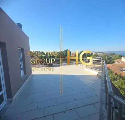 Photo 4 — 4-bedroom apartment in Varna, Galata