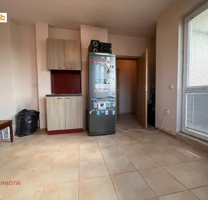 Photo 3 — Two-room apartment near Grand Mall in Varna with elevator
