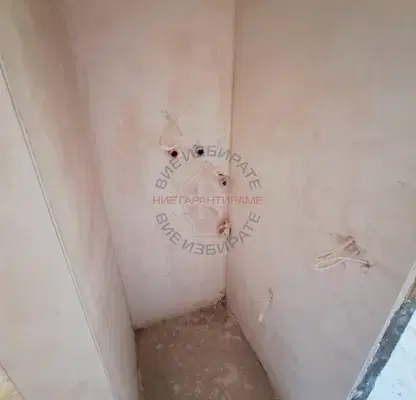 Снимка 5 — Двустаен апартамент в Гранд Мол, Варна с паркомясто