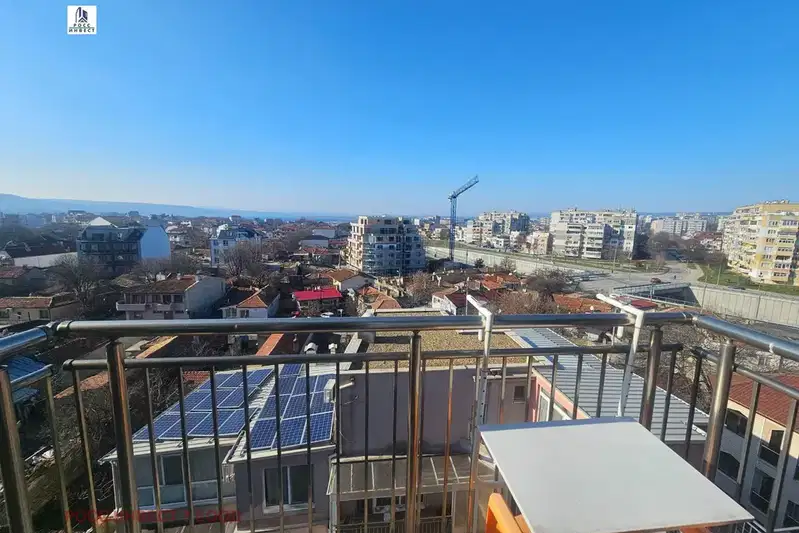 4-стаен мезонет с панорамна тераса в Гранд Мол, Варна