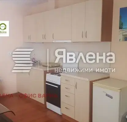 Снимка 2 — Двустайно жилище в Гръцка махала, Варна с тераса