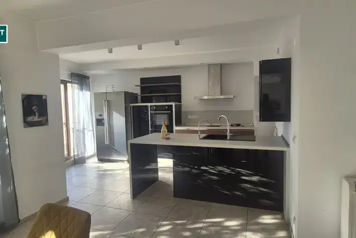 4-bedroom apartment in Varna, Grycka Mahala
