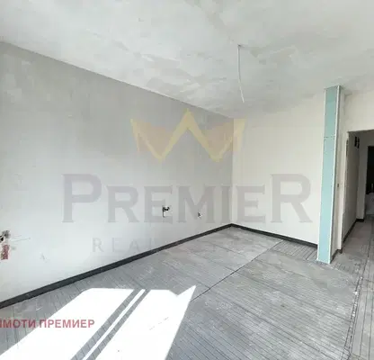 Photo 3 — Two-room apartment with yard in Izgrev, Varna, near Bulgaria Blvd