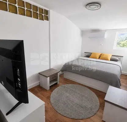 Photo 4 — Spacious 4-room apartment in Izgrev with terrace and view