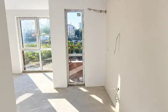 Two-room apartment in Kaisieva Gradina, Varna with terrace