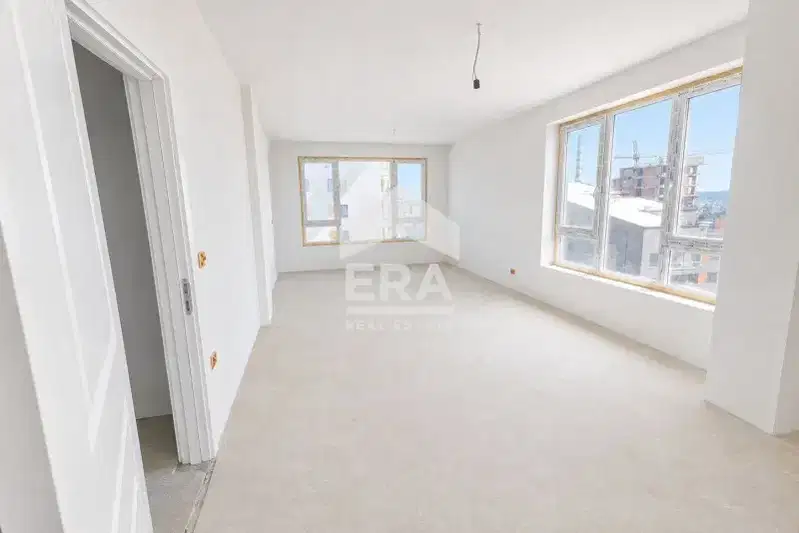 4-room apartment with a view in Kaisieva gradina, Varna