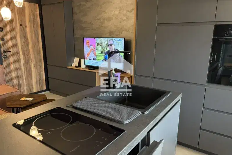Two-room apartment in Kolhozen pazar, Varna with elevator