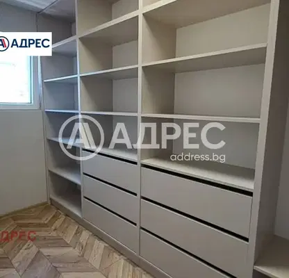 Photo 3 — 3-bedroom apartment in Varna, Kolhozen Pazar