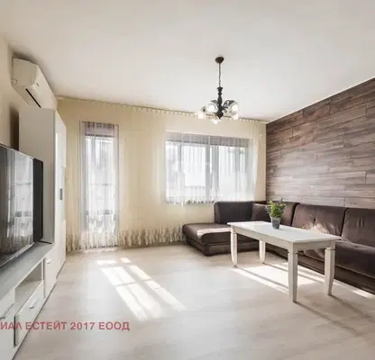Photo 4 — Large maisonette with 4 bedrooms in Kolhozen pazar, Varna