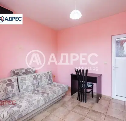 Снимка 4 — Тристаен апартамент с две тераси в Колхозен пазар, Варна