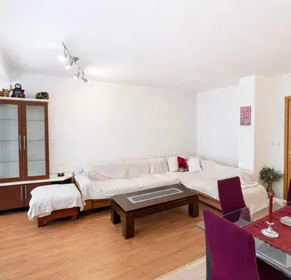 Photo 2 — 3-bedroom apartment in Varna, Kolhozen Pazar