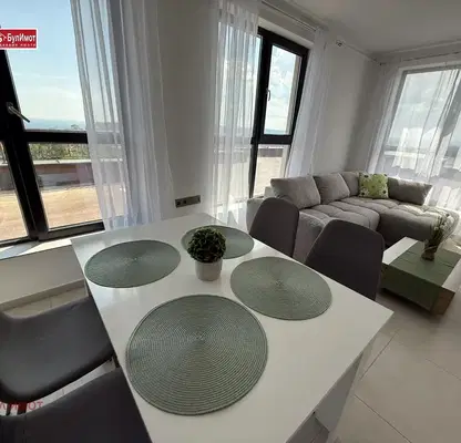 Photo 2 — Three-room apartment with parking space in Levski 1, Varna