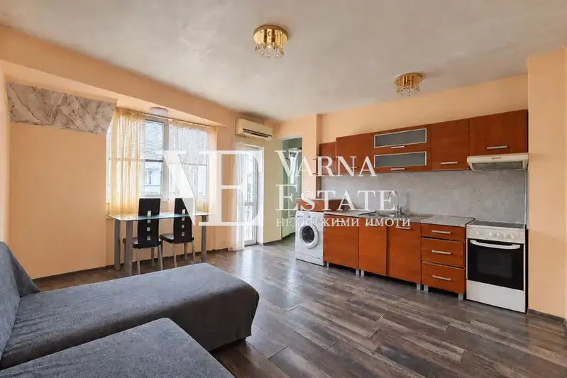 Two-room apartment with two terraces in Lyatno Kino Trakiya, Varna