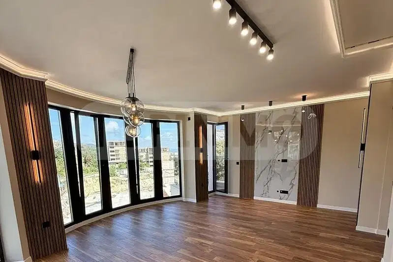 Three-room apartment with sea view in m-t Alen mak, Varna