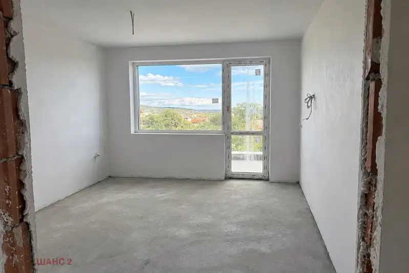 3-bedroom apartment in Varna, Evksinograd
