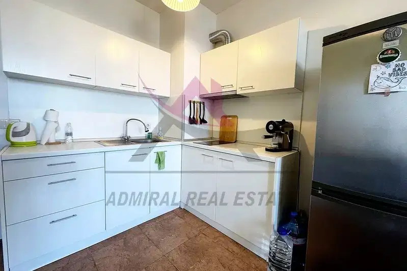 Luxury 3-room apartment with sea view in m-t Evksinograd