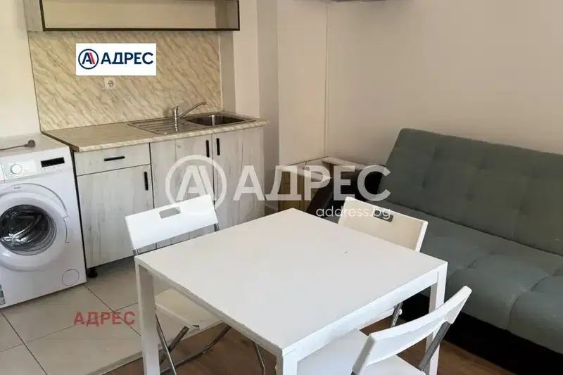 One-room apartment in m-t Pchelina, Varna, with elevator