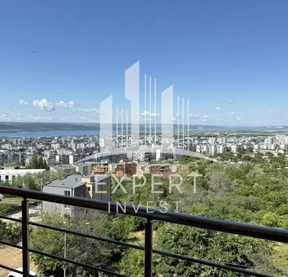 Снимка 2 — Тристаен апартамент с панорамна гледка в Пчелина, Варна