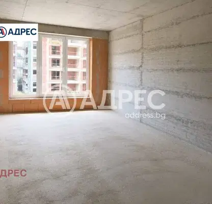 Снимка 2 — Двустаен апартамент в Младост 1, Варна с тераса