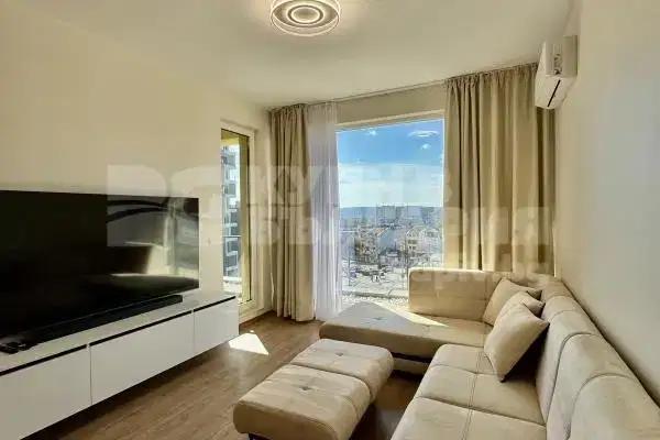 Two-room apartment with south aspect in Mladost 1, Varna