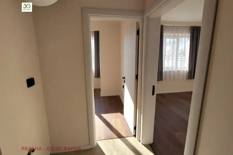 Three-room apartment in Mladost 1, Varna with terrace
