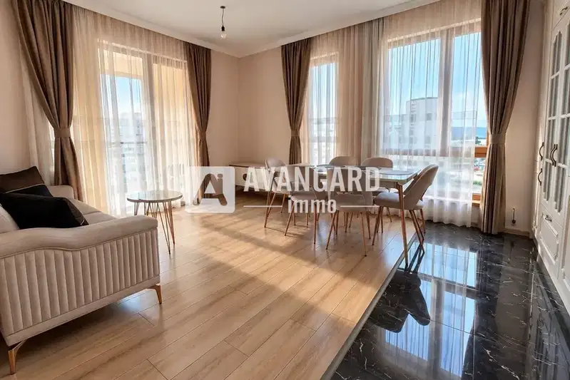 3-bedroom apartment in Varna, Mladost 1