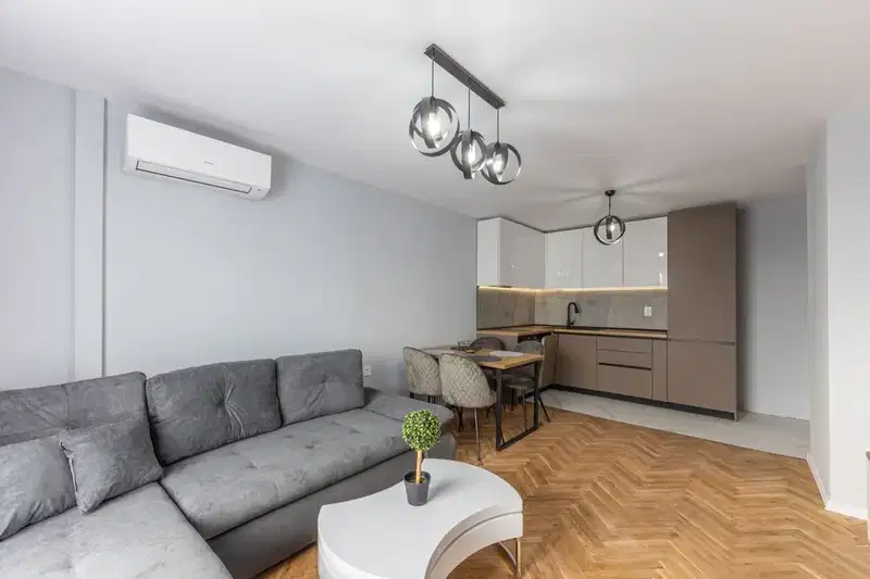 3-bedroom apartment in Varna, Mladost 1