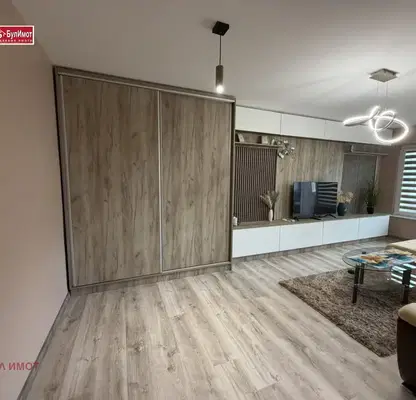Photo 4 — 3-room apartment in Mladost 1, Varna with glazed terrace