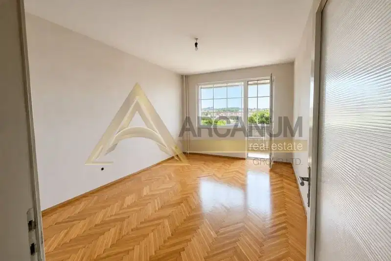 3-bedroom apartment in Varna, Mladost 2