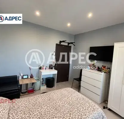 Снимка 4 — 3-стаен апартамент в Младост 2 с голяма тераса във Варна