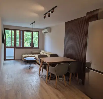 Снимка 3 — Тристаен апартамент във Варна, Окръжна болница-Генерали