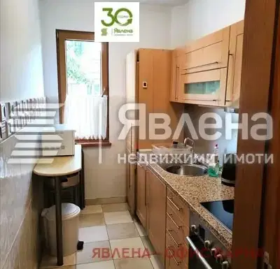 Снимка 2 — Тристаен апартамент във Варна, Окръжна болница-Генерали