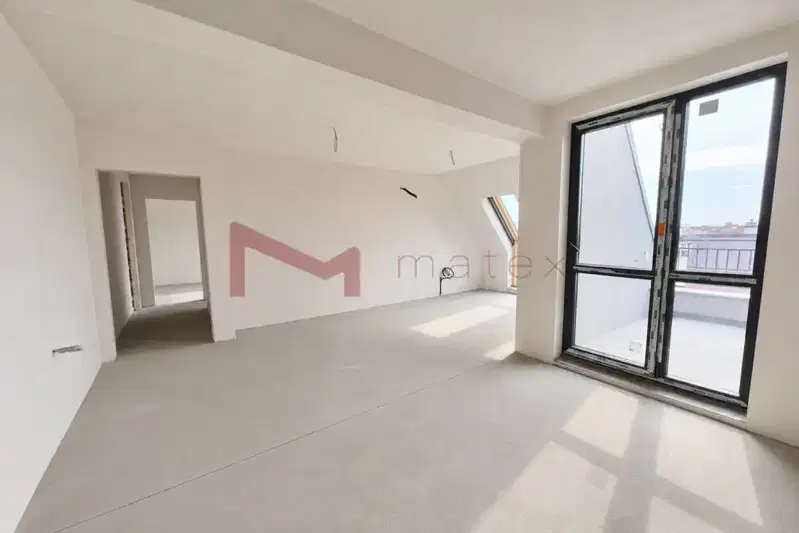 4-room apartment in Okrazhna bolnitsa district with elevator in Varna
