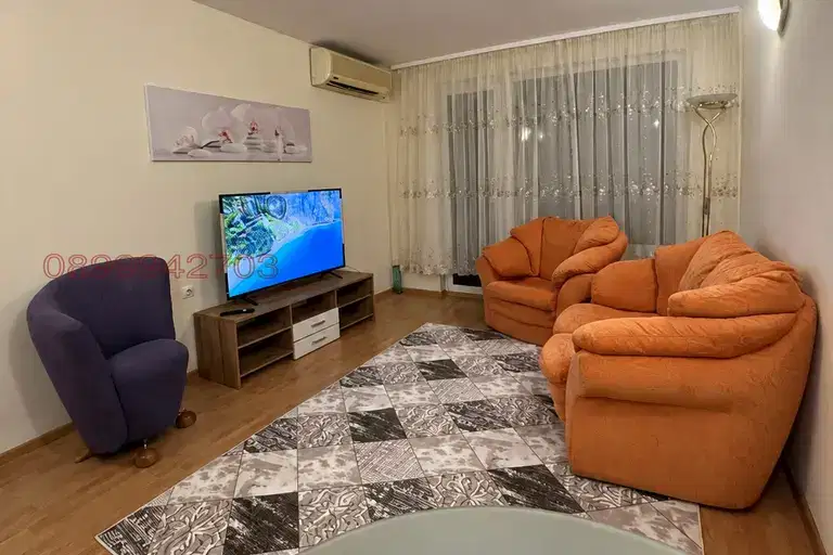 3-room apartment near District Hospital in Varna with two terraces
