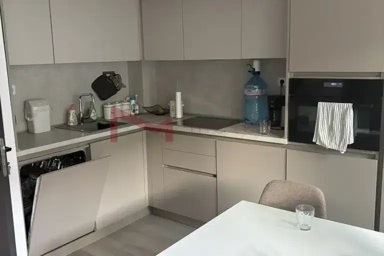 3-bedroom apartment in Varna, Okryjna Bolnica-Generali